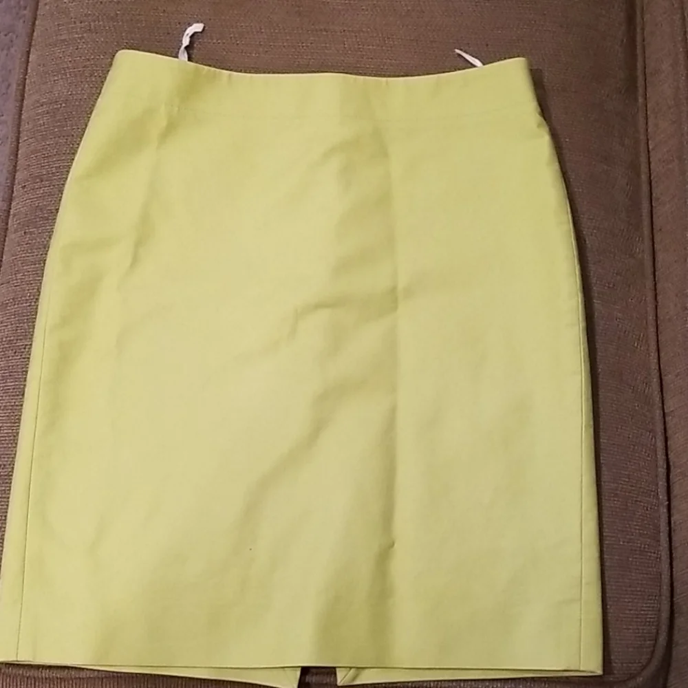 - J Crew pencil skirt - Picture 2 of 6